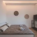 Apartment Little Urban Trieste