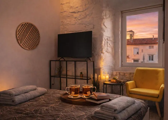 Little Urban Apartment