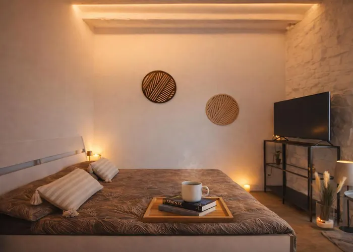 Little Urban Apartment Triest